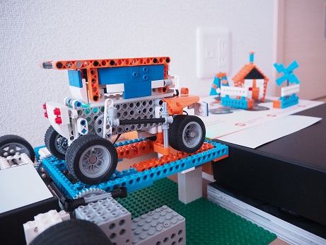 Apitor Robot: Family car, Bascule bridge 2